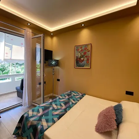 Guest house Latifi *