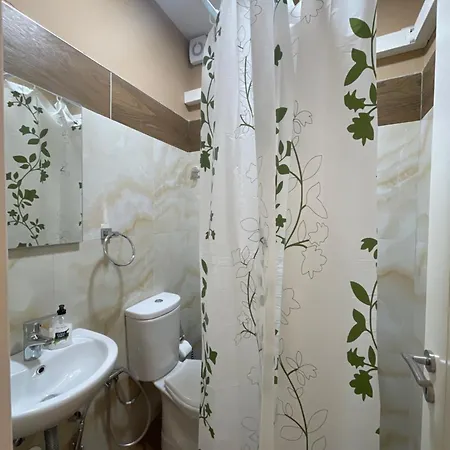 Guest house Latifi